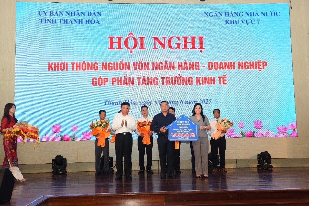 Tập đoàn Miza ủng hộ 3 tỷ đồng hưởng ứng Phong trào thi “Cả nước chung tay xóa nhà tạm, nhà dột nát” tại Thanh Hóa